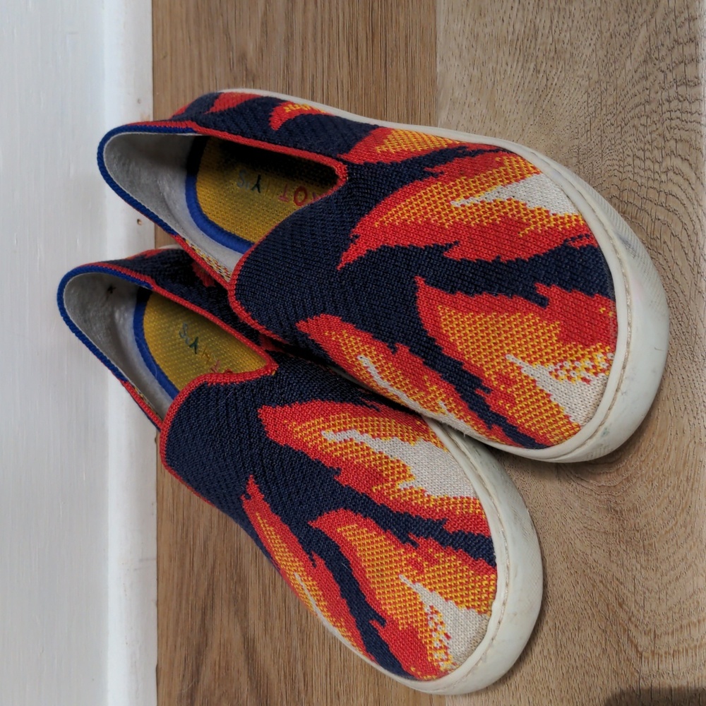 Rothy's flames 🔥 shoes